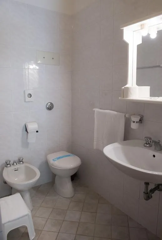 Hotel Malibran Lido di Jesolo 2*,